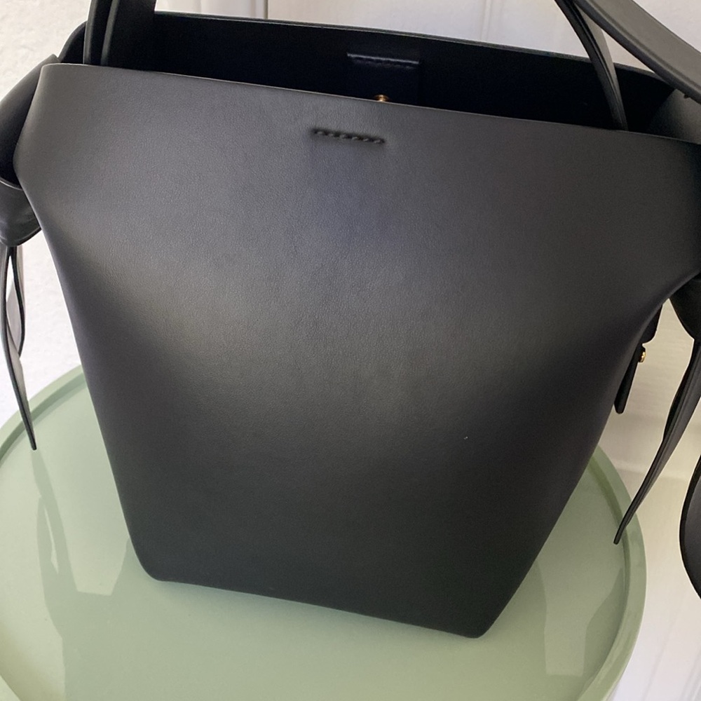 ACNE STUDIOS Musubi Mini leather shoulder bag - Picture 7 of 15